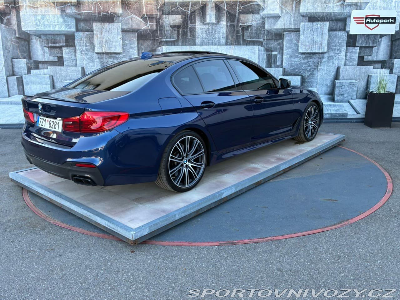 2018 BMW 5-SERIES - 6