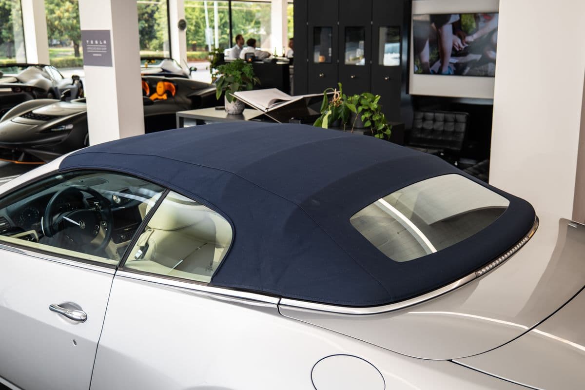 2010 Maserati GRANCABRIO - 14