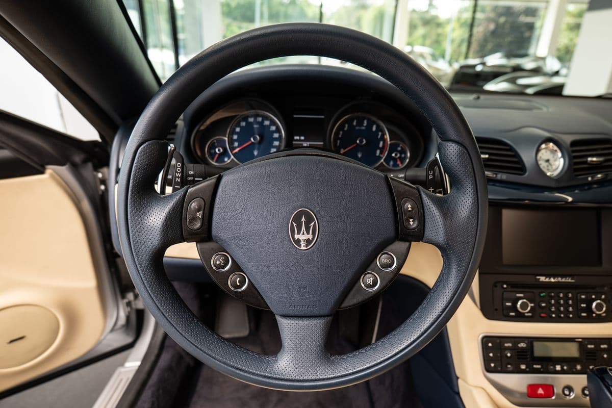 2010 Maserati GRANCABRIO - 6