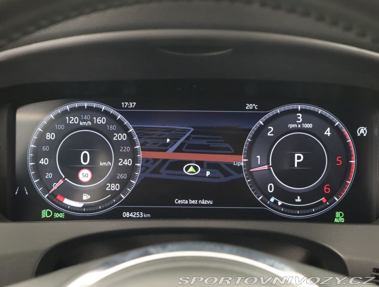 2020 Jaguar F-PACE - 11