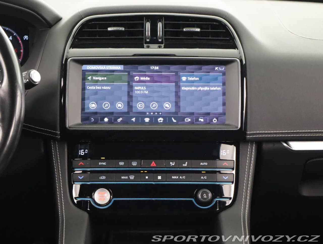 2020 Jaguar F-PACE - 12