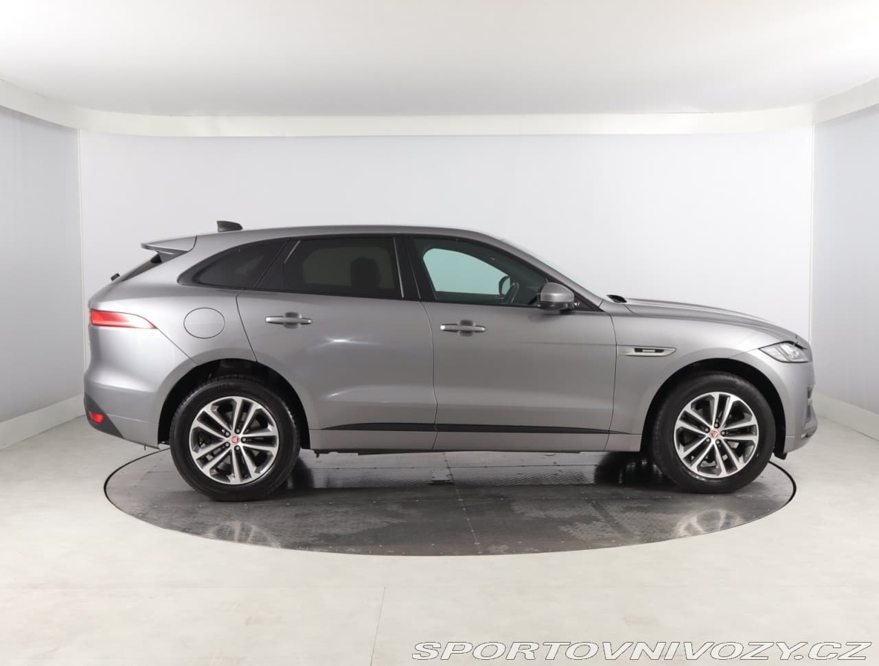 2020 Jaguar F-PACE - 6