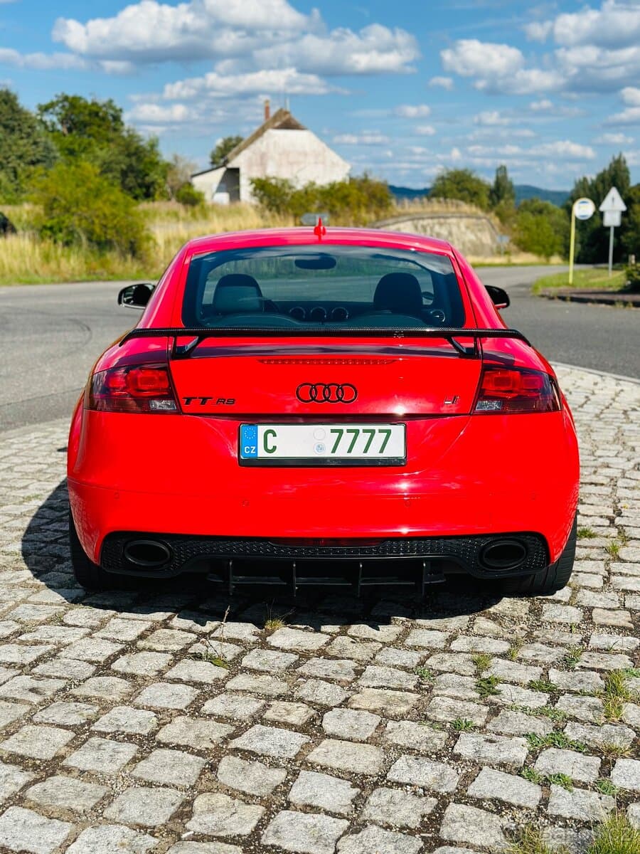 2010 Audi TT - 19