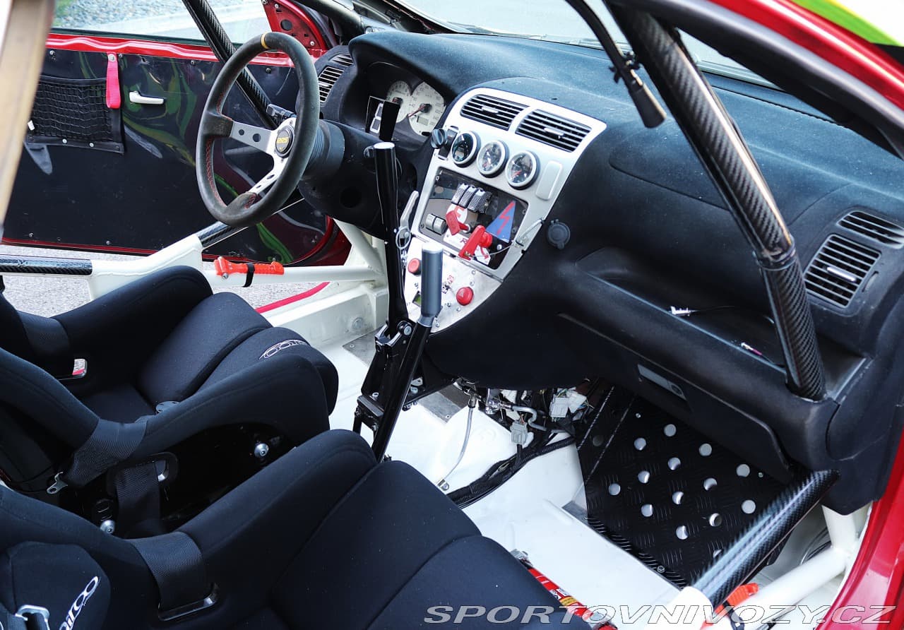 2005 Honda Civic - 9