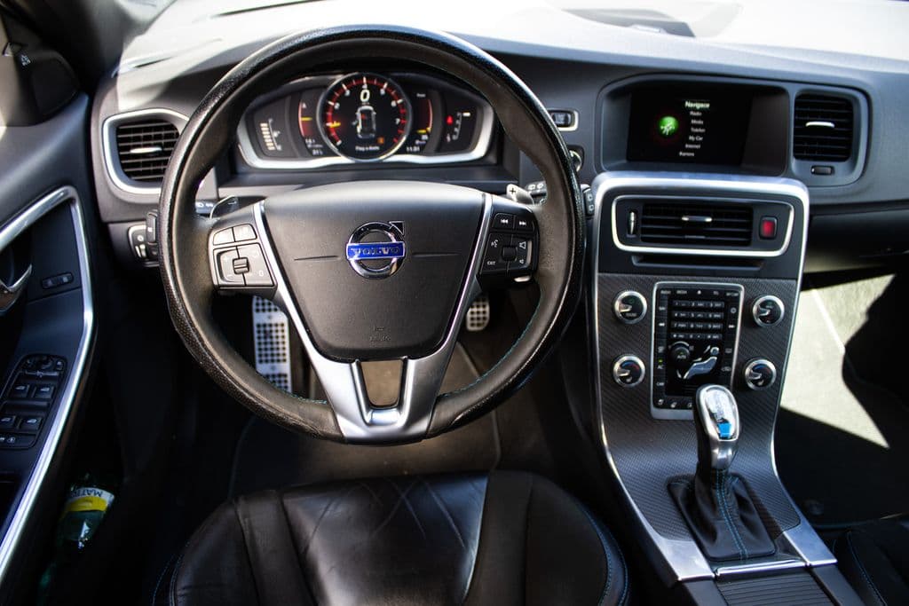 2017 Volvo V60 - 10