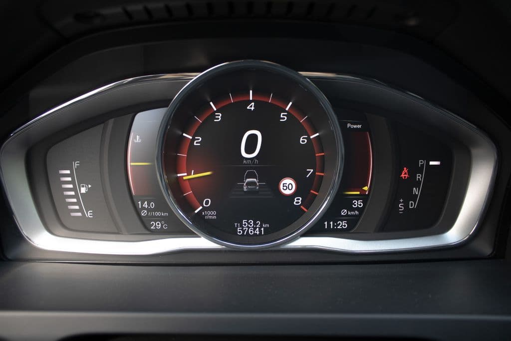 2017 Volvo V60 - 12