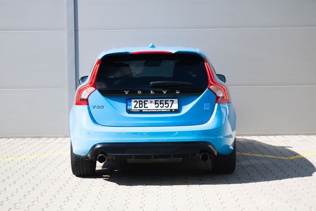 2017 Volvo V60 - 6