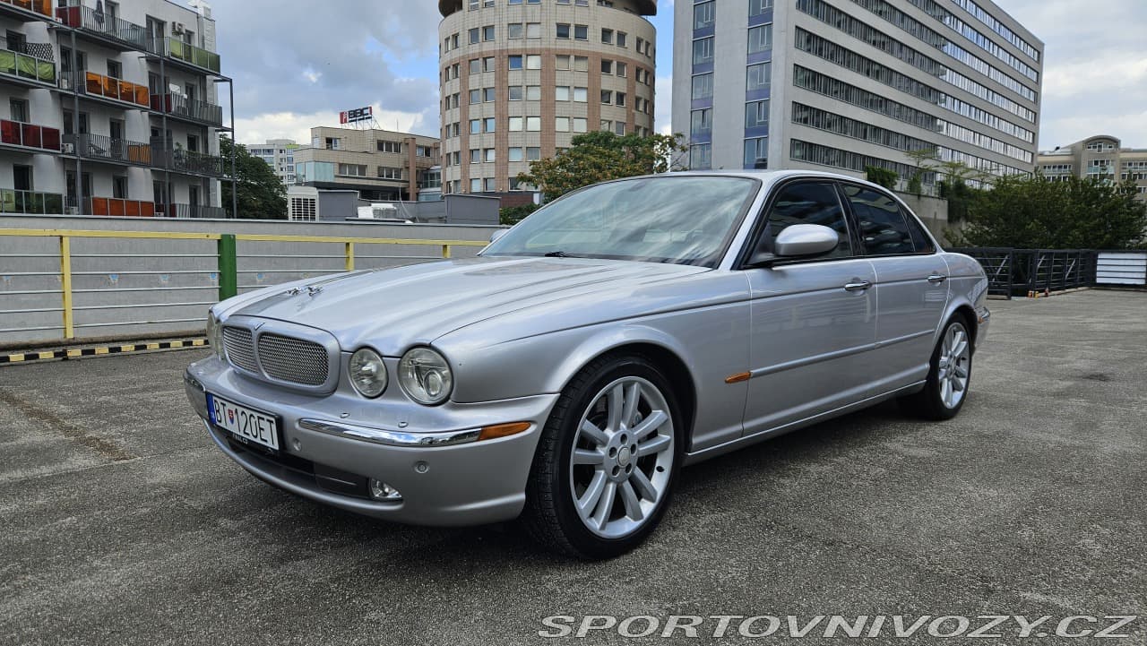 2004 Jaguar XJ - 2