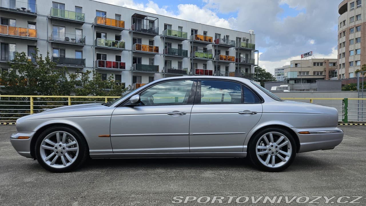 2004 Jaguar XJ - 3