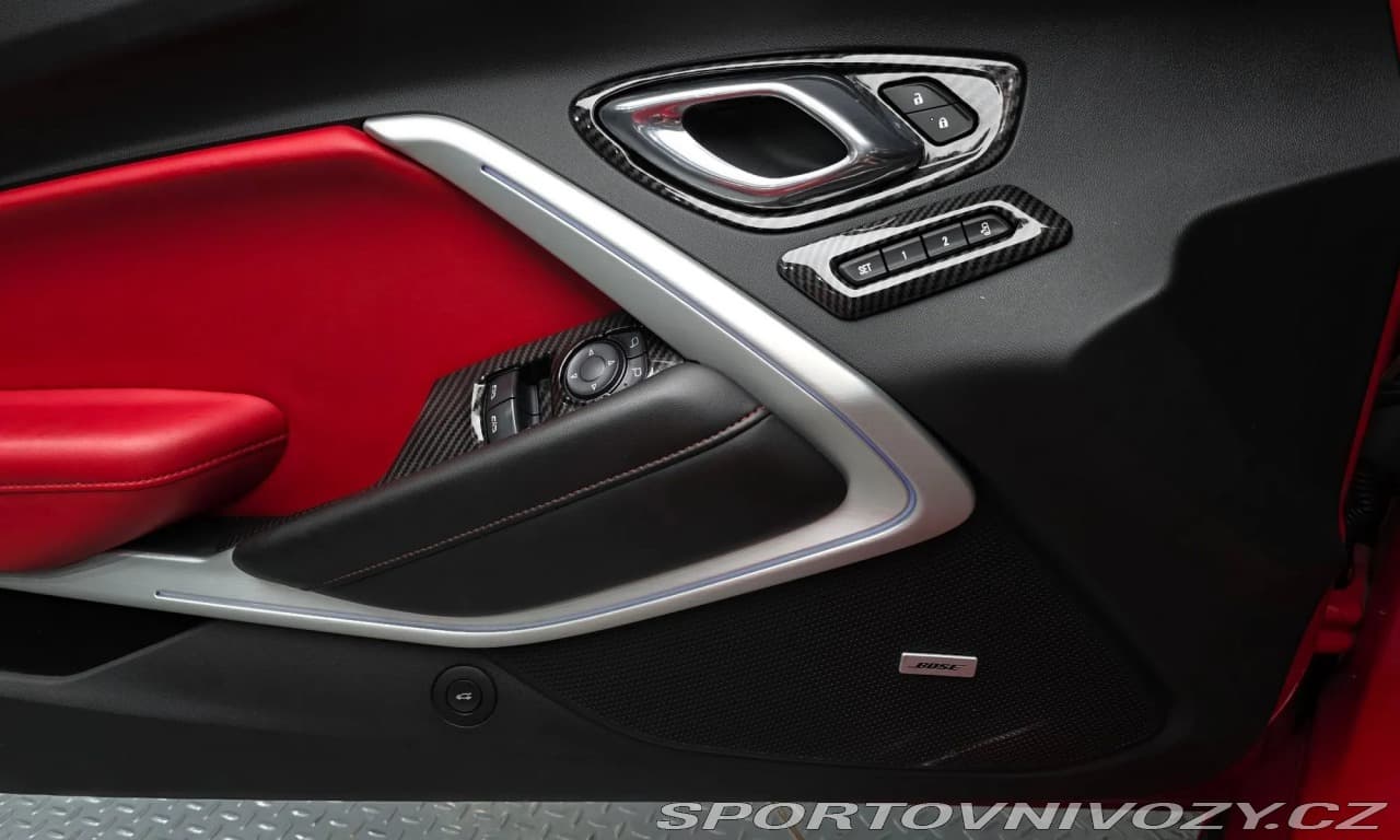 2017 Chevrolet Camaro - 31