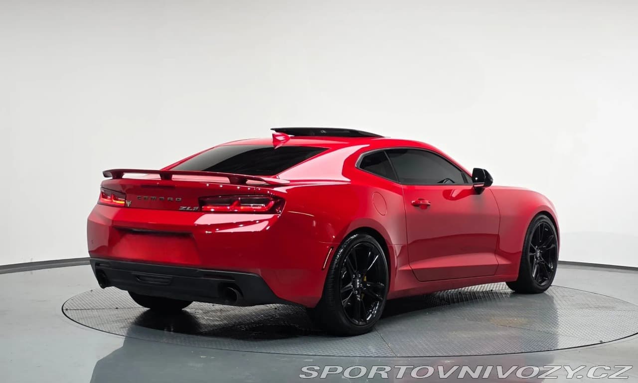 2017 Chevrolet Camaro - 3