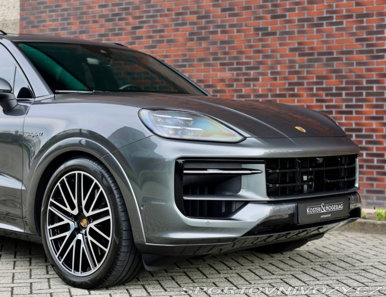 2024 Porsche CAYENNE - 15