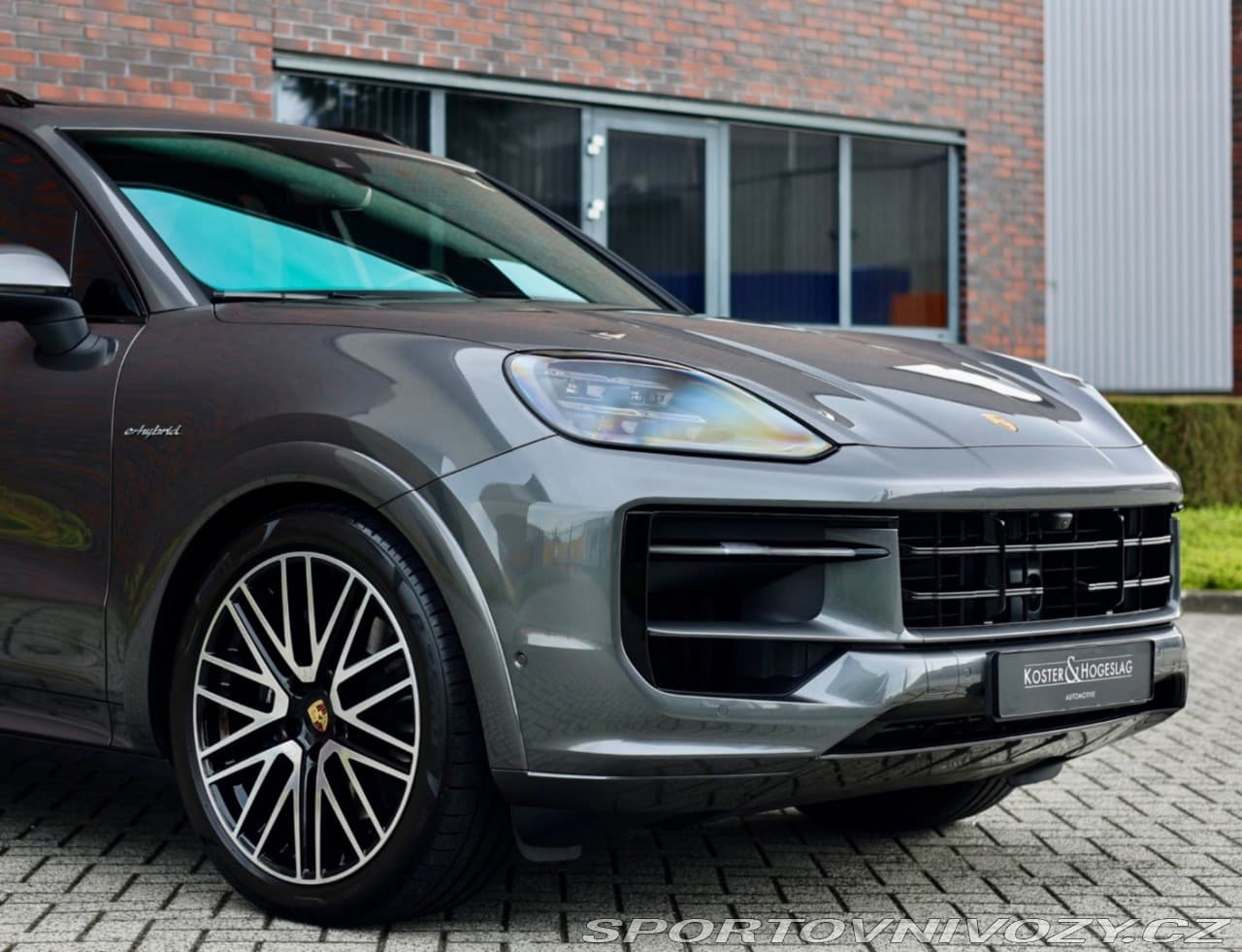 2024 Porsche CAYENNE - 5