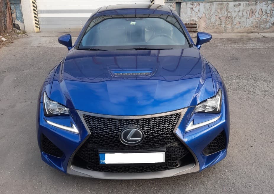 2016 Lexus RC - 9