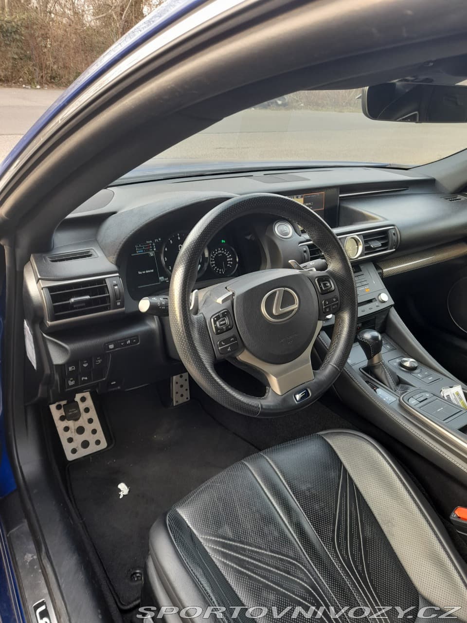 2016 Lexus RC - 8