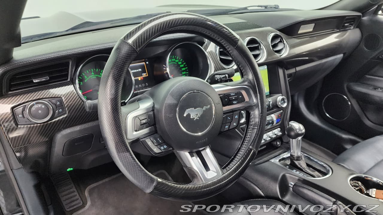 2017 Ford MUSTANG - 14