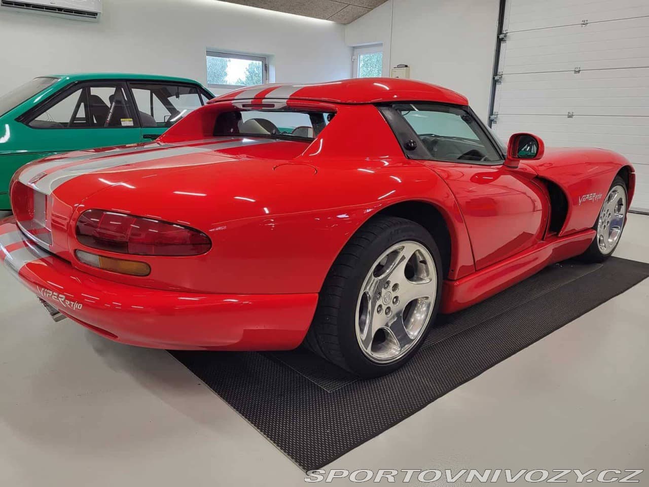 2001 Dodge VIPER - 5