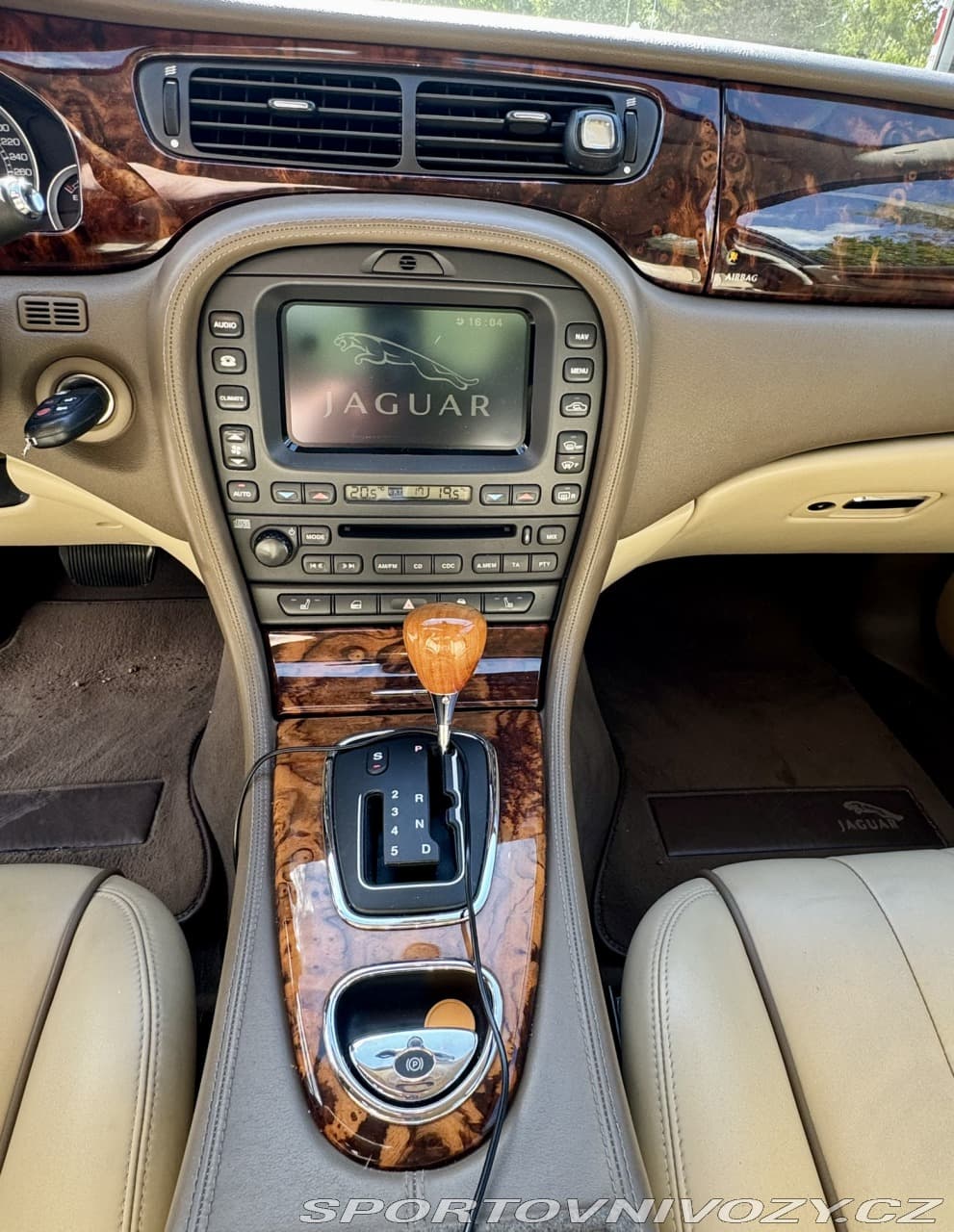 2006 Jaguar S-TYPE - 17