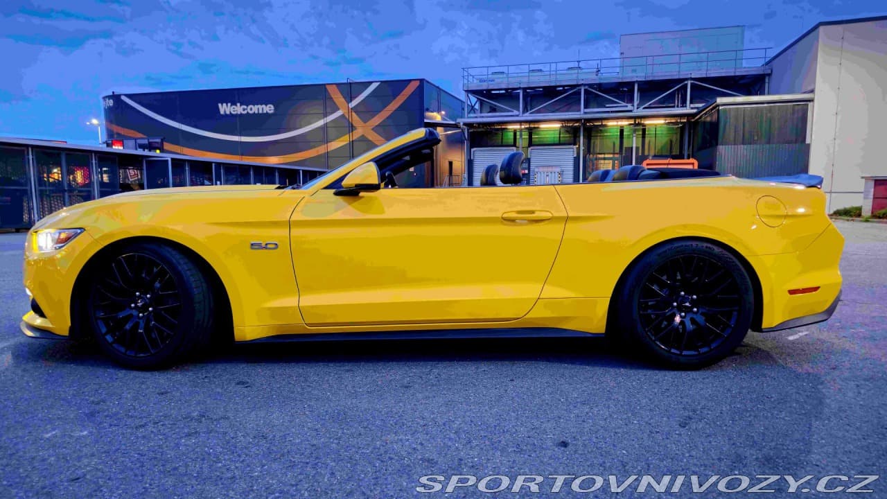 2016 Ford Mustang - 10