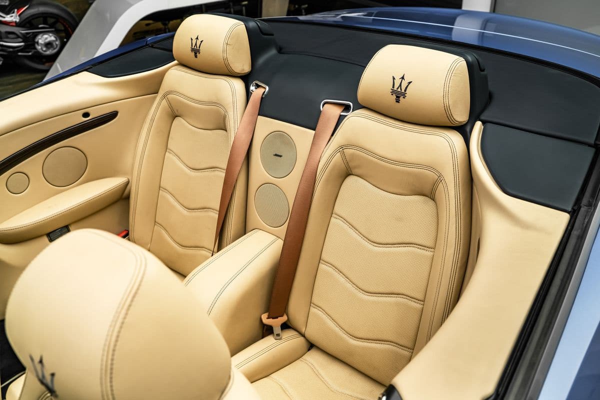 2015 Maserati GRANCABRIO - 14