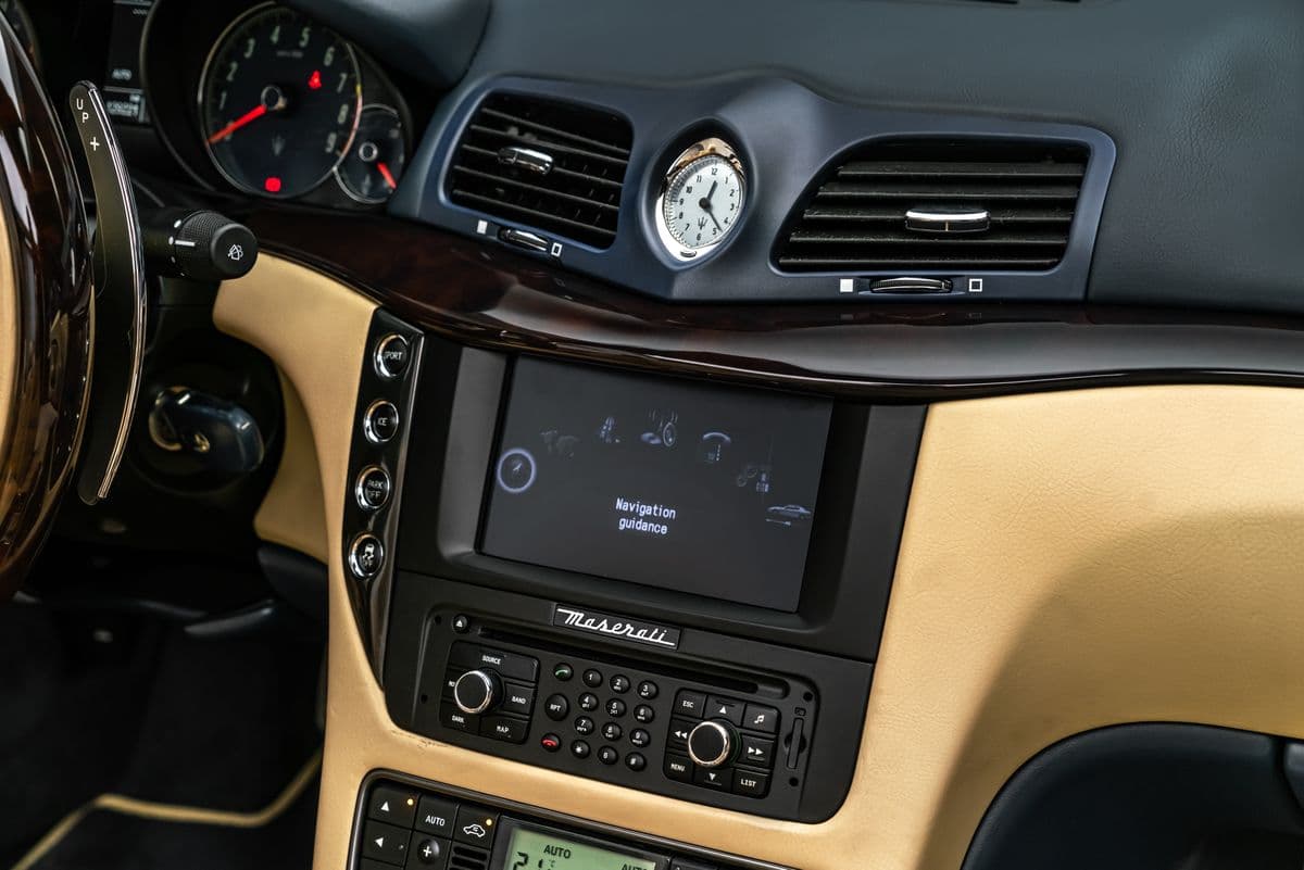 2015 Maserati GRANCABRIO - 17