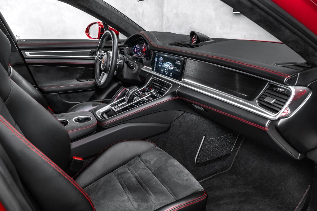2019 Porsche PANAMERA - 12