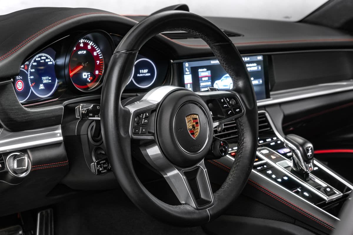 2019 Porsche PANAMERA - 15