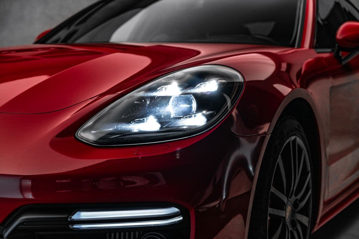 2019 Porsche PANAMERA - 8
