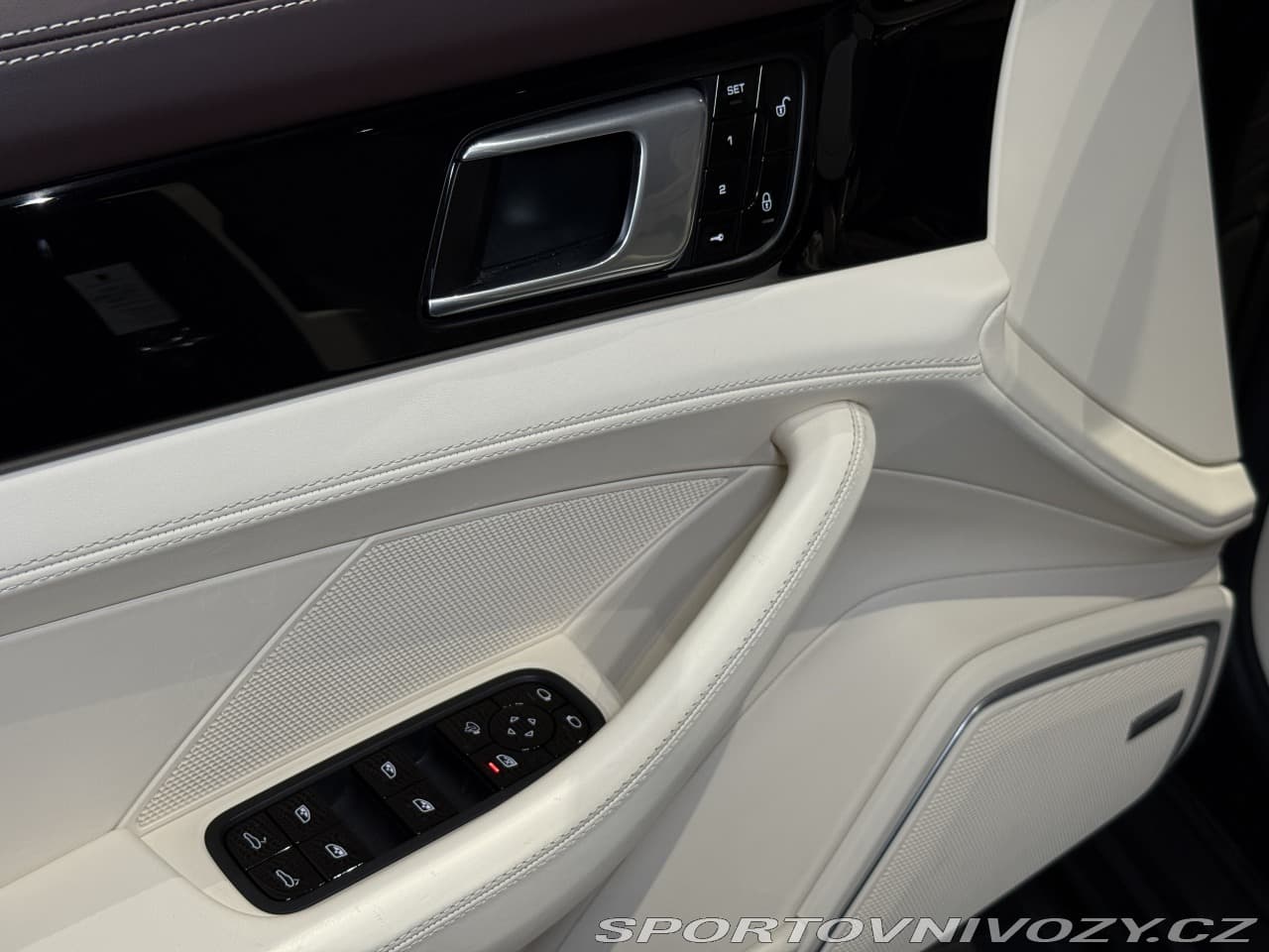 2018 Porsche PANAMERA - 10