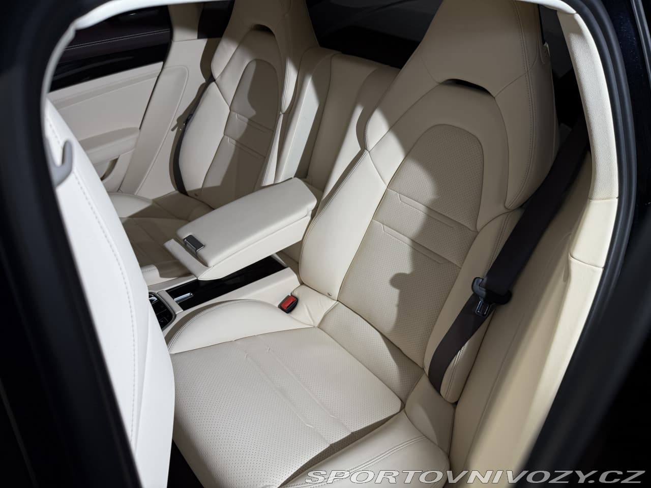2018 Porsche PANAMERA - 6
