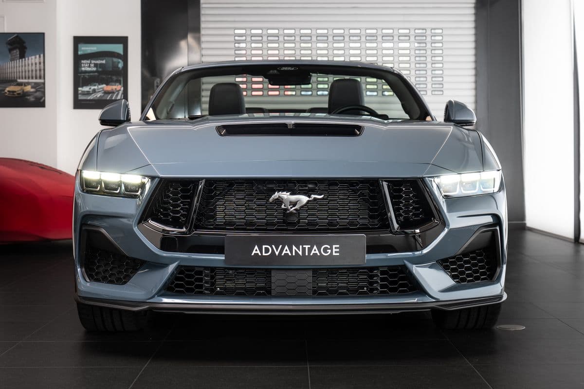 2025 Ford MUSTANG - 2