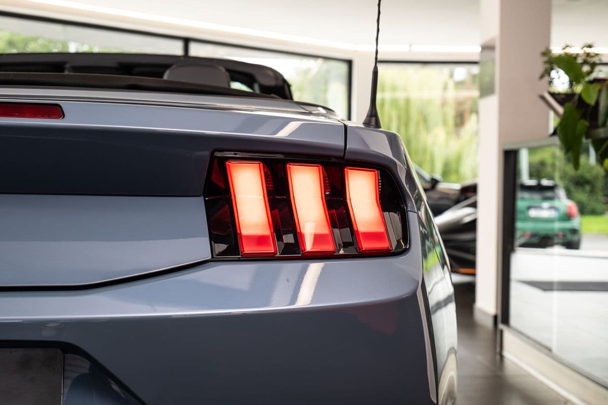 2025 Ford MUSTANG - 20