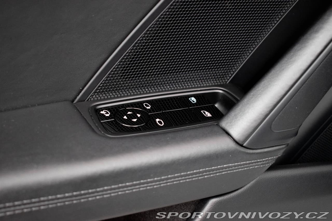 2019 Porsche 911 - 21