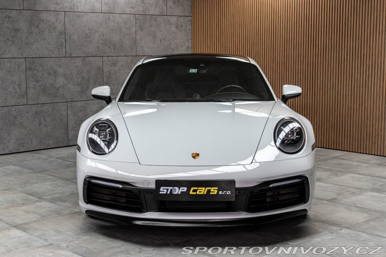 2019 Porsche 911 - 5