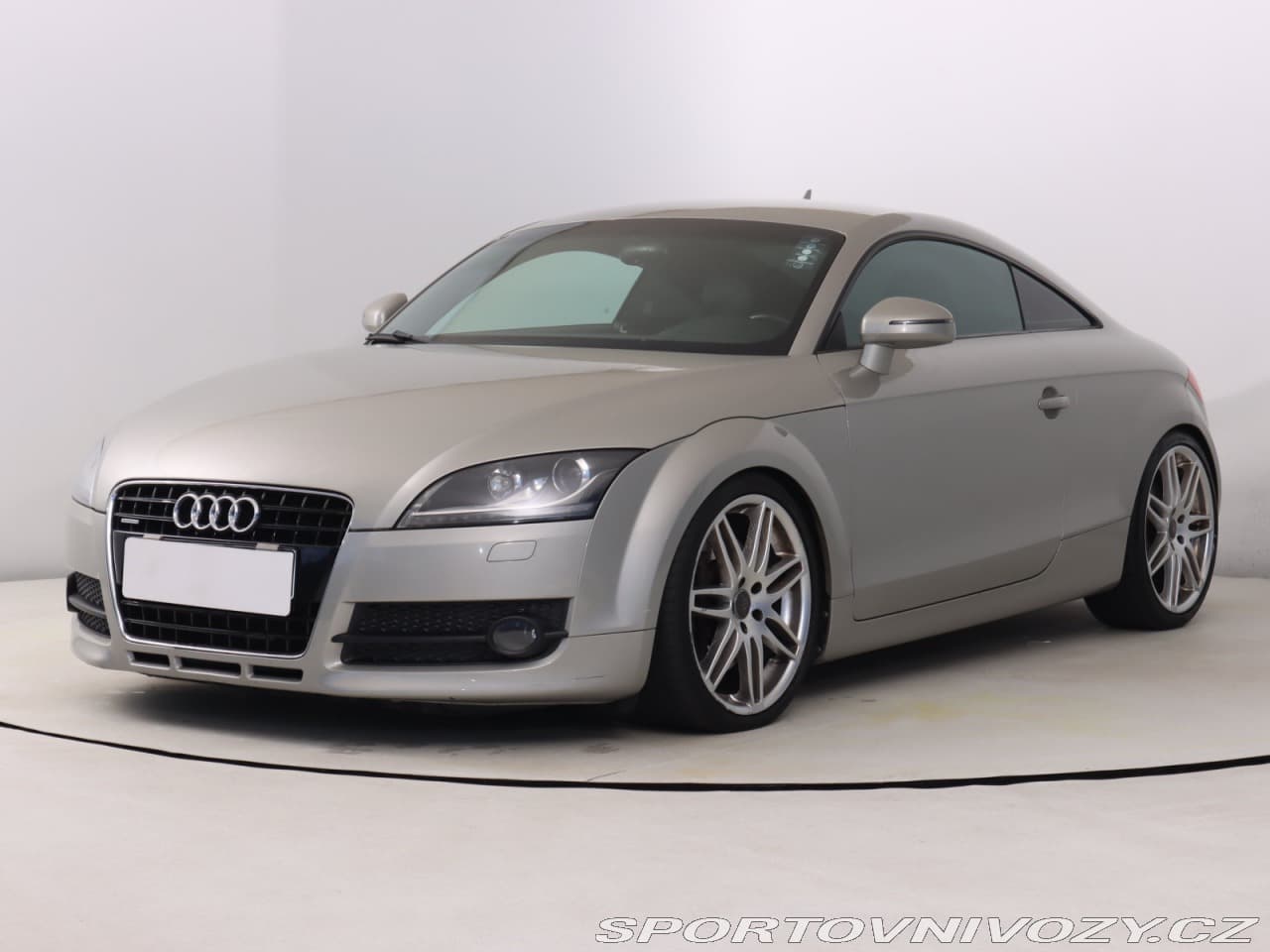 2010 Audi TT - 3