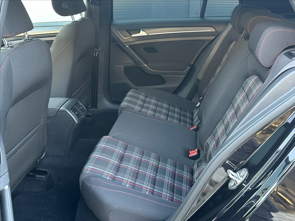 2018 Volkswagen GOLF - 13