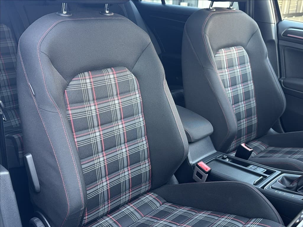 2018 Volkswagen GOLF - 16
