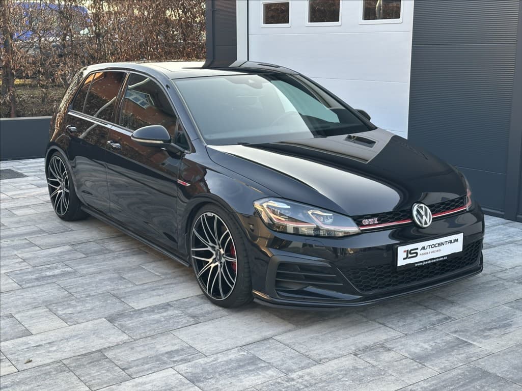 2018 Volkswagen GOLF - 3