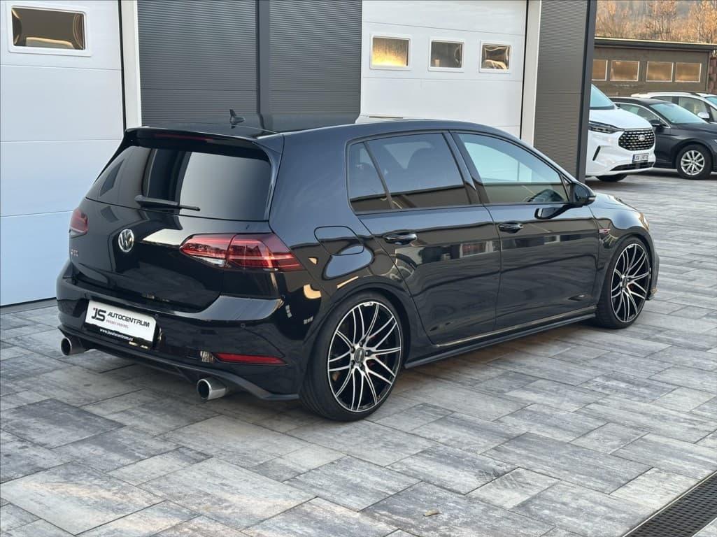 2018 Volkswagen GOLF - 5