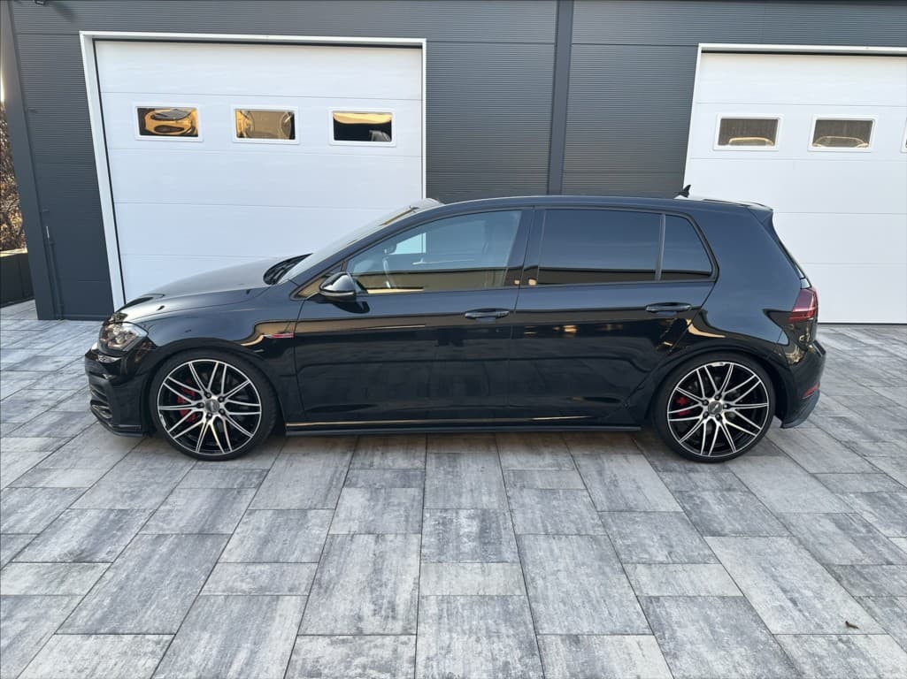 2018 Volkswagen GOLF - 9