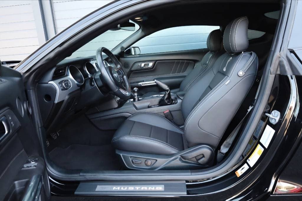 2022 Ford MUSTANG - 6