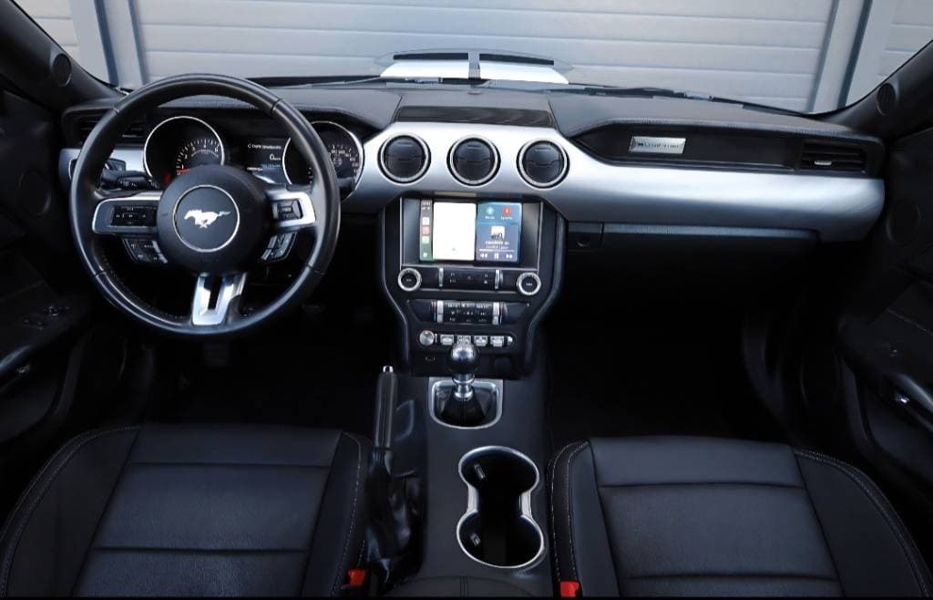 2022 Ford MUSTANG - 9