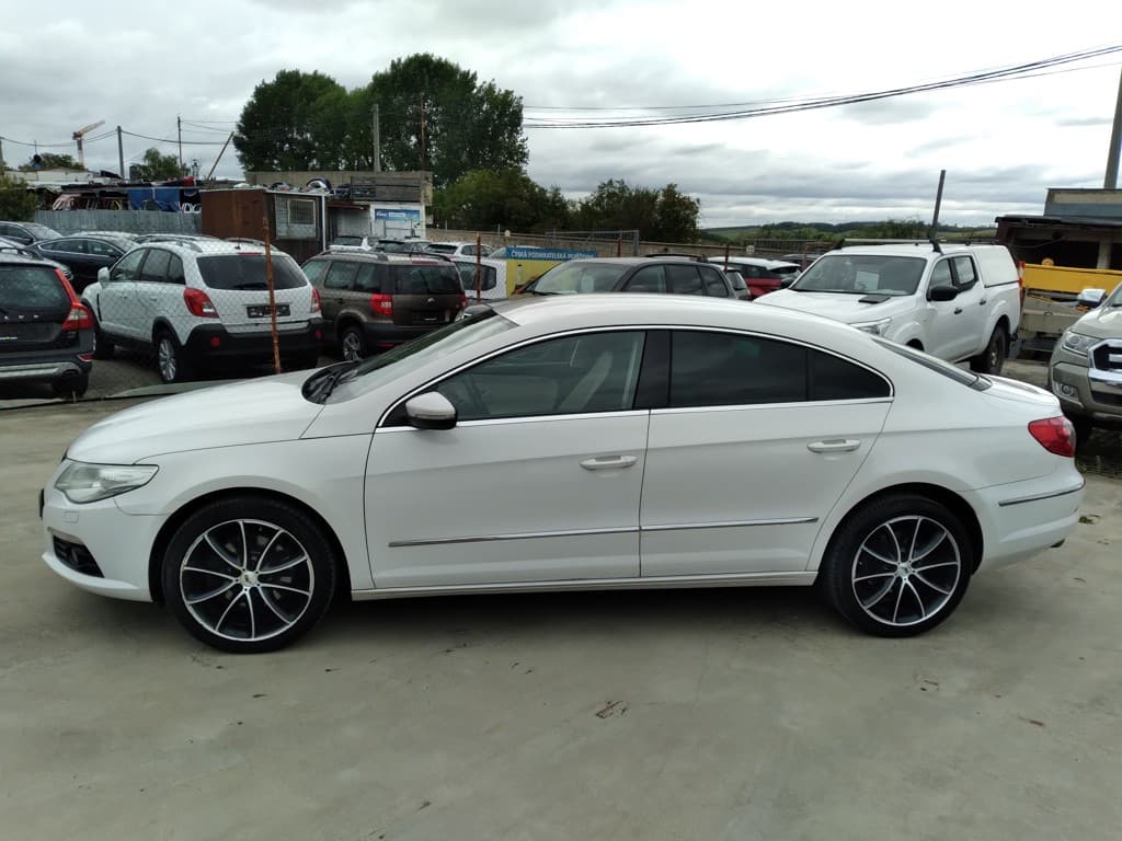2009 Volkswagen CC - 4