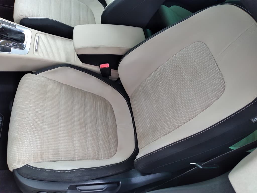 2009 Volkswagen CC - 9