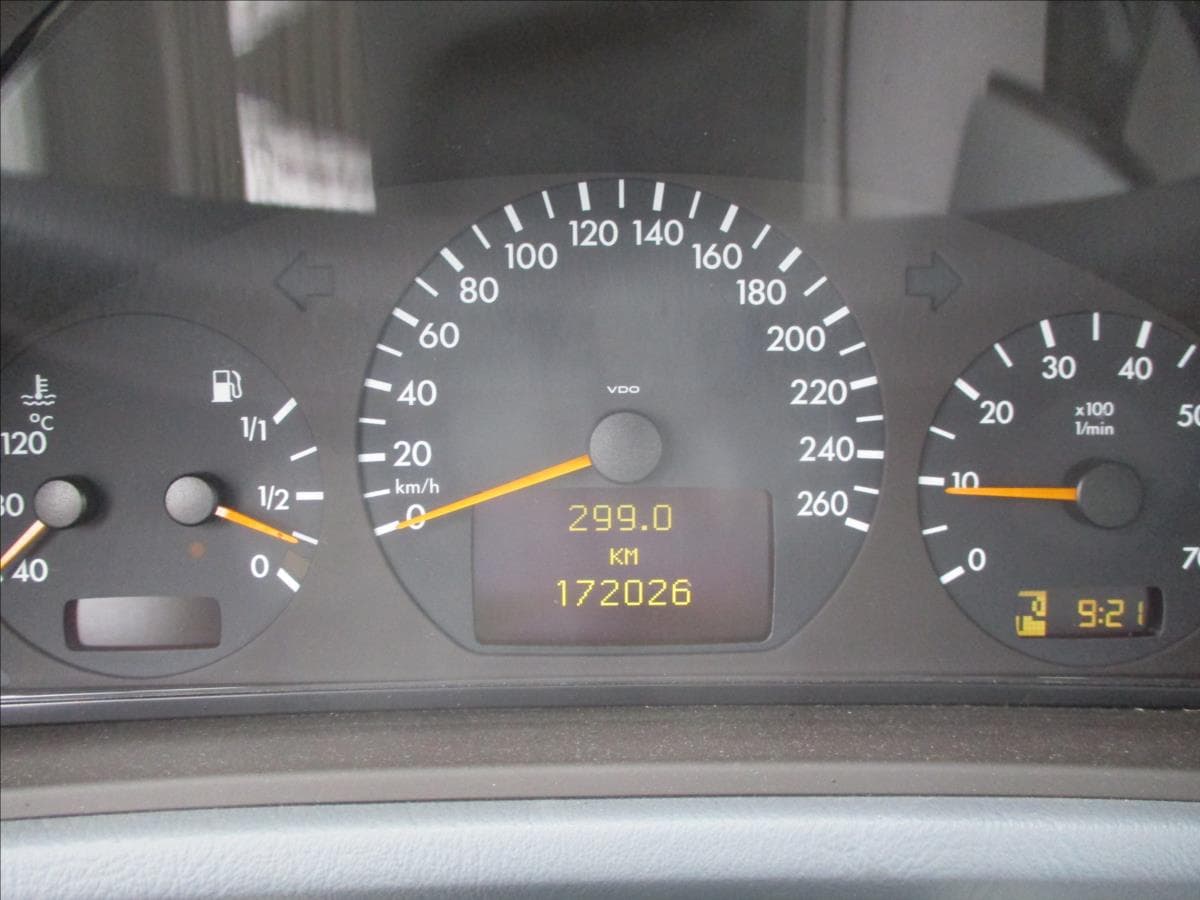 2000 Mercedes-Benz CLK - 15
