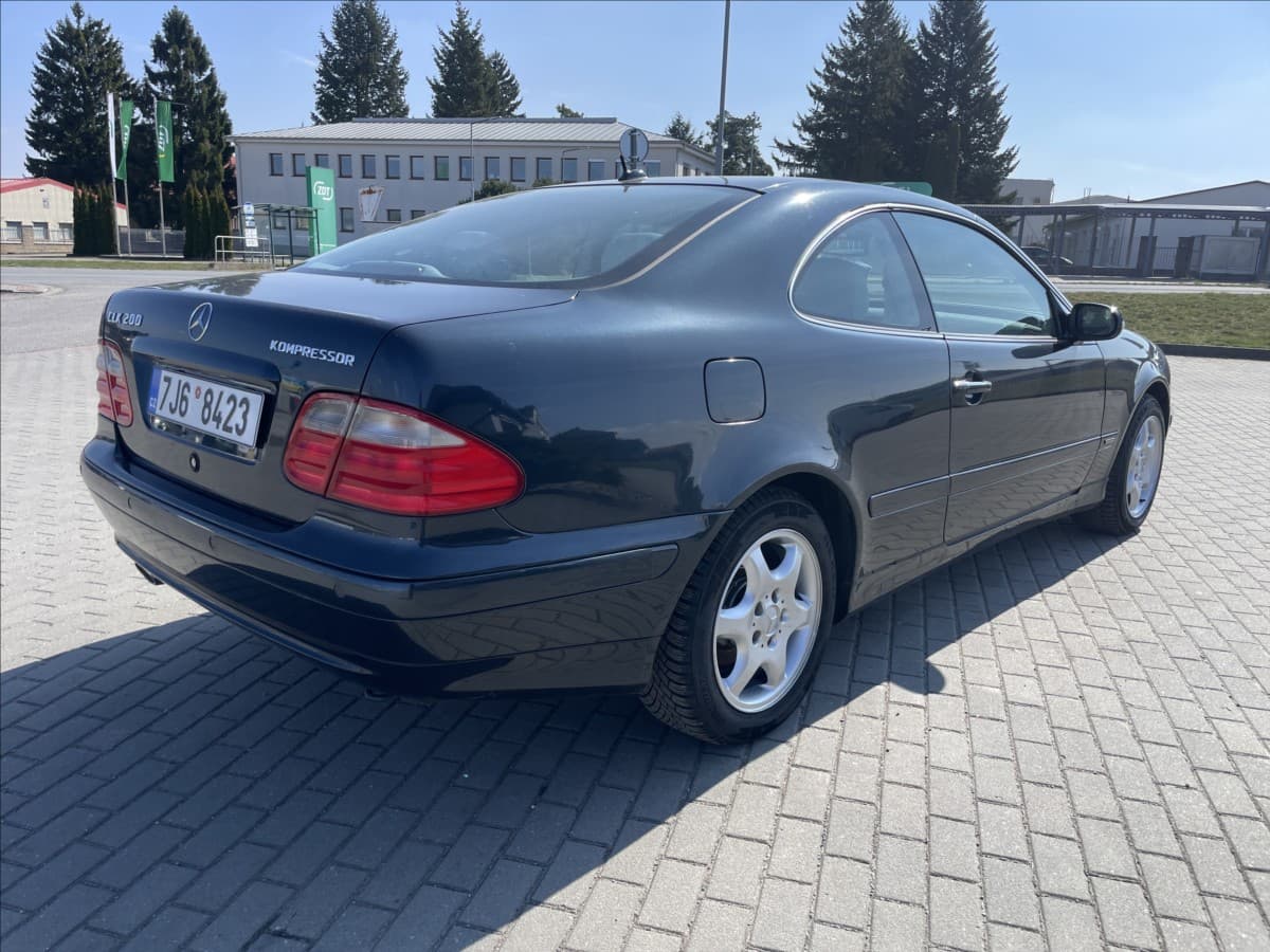 2000 Mercedes-Benz CLK - 4