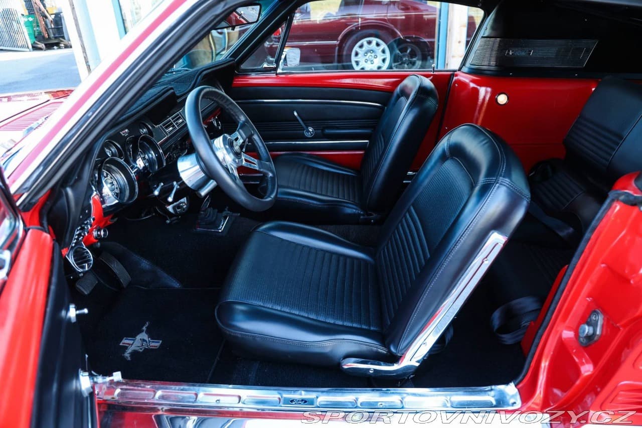 1967 Ford MUSTANG - 11