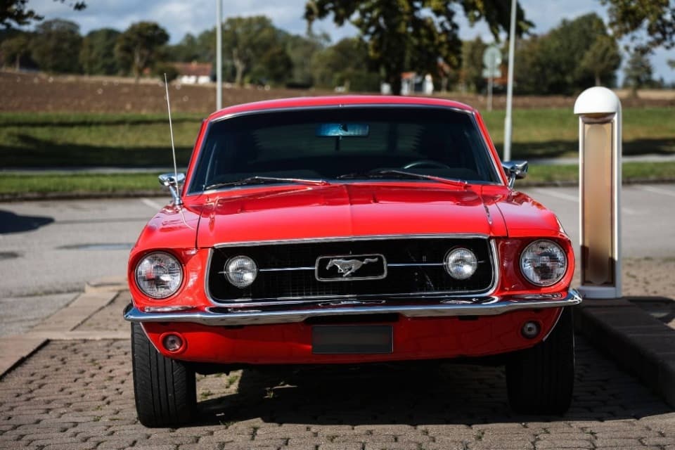 1967 Ford MUSTANG - 2