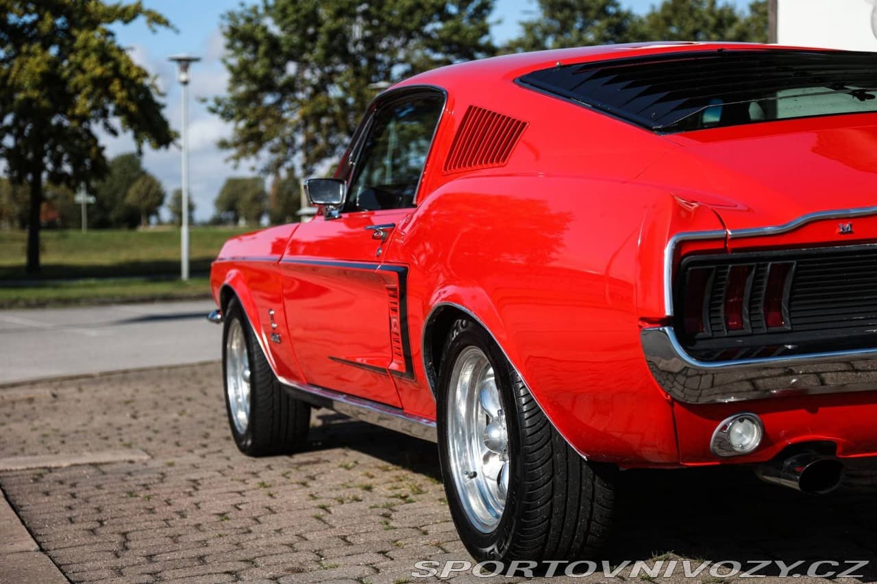 1967 Ford MUSTANG - 9