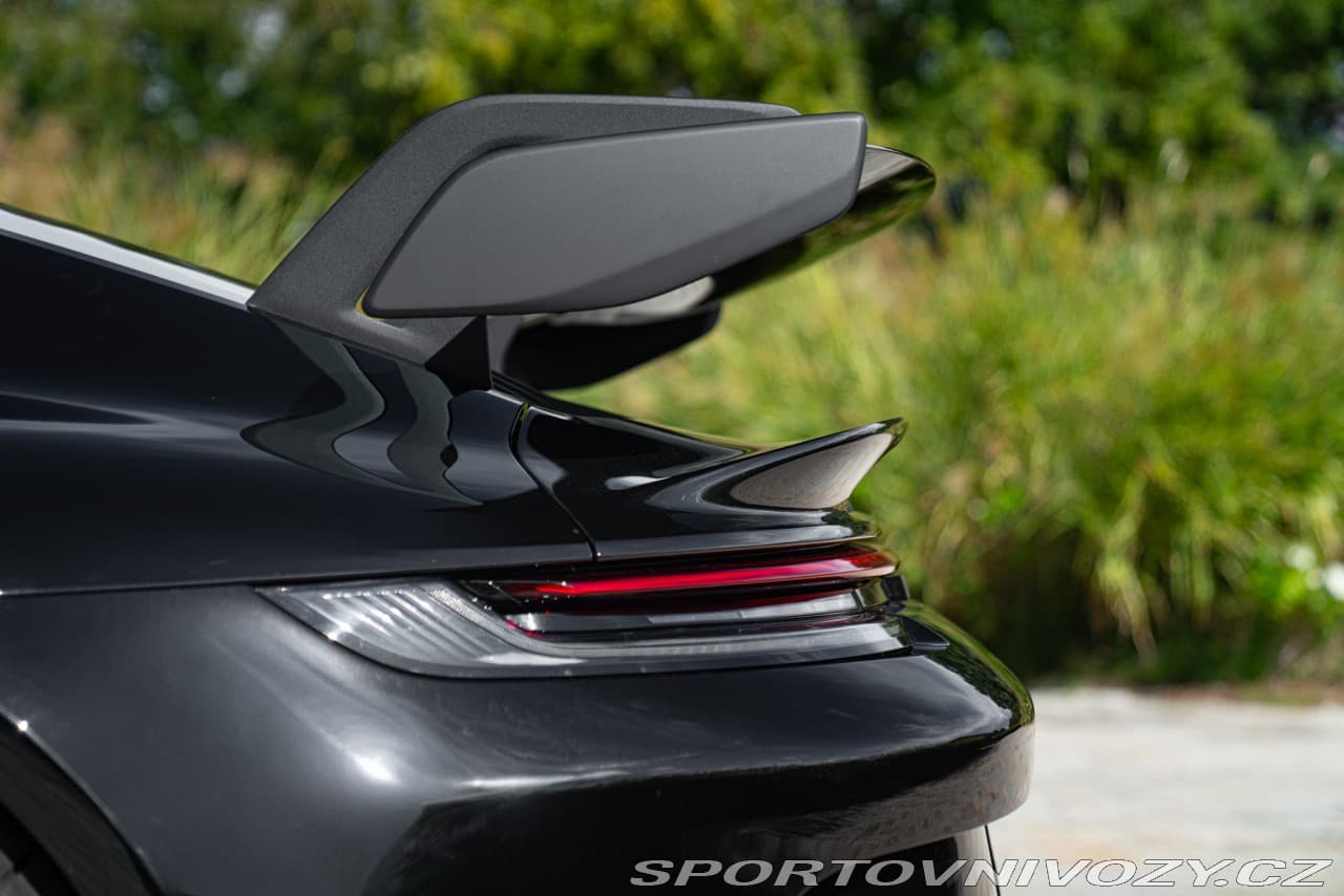 2023 Porsche 911 - 20
